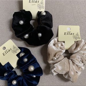 NWT 3 Velvet Ponytail Scrunchies